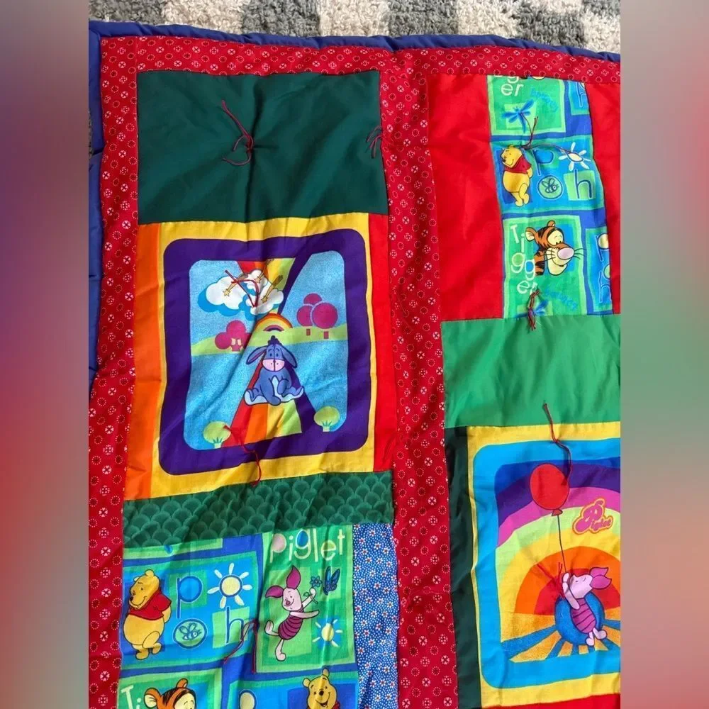 VTG Hand Tied Hand Made Pooh & Friends Disney Multi Color Patchwork Quilt RARE
